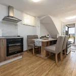 In With Wifi Appartement Petrcane